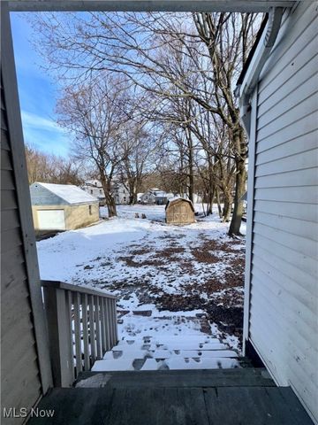 3409 Powers Way, Youngstown, OH 44502