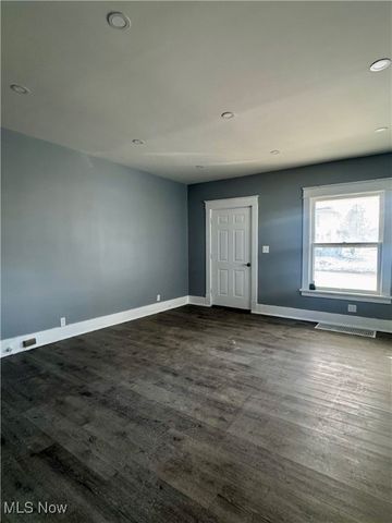 3409 Powers Way, Youngstown, OH 44502