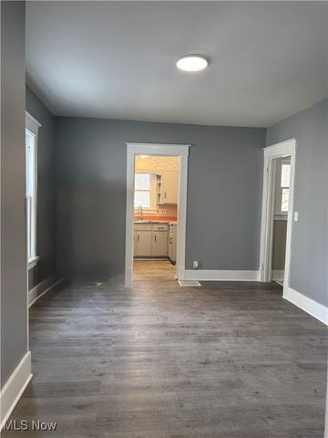 3409 Powers Way, Youngstown, OH 44502