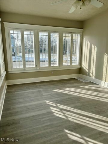 3409 Powers Way, Youngstown, OH 44502