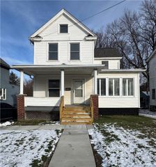 3409 Powers Way, Youngstown, OH 44502