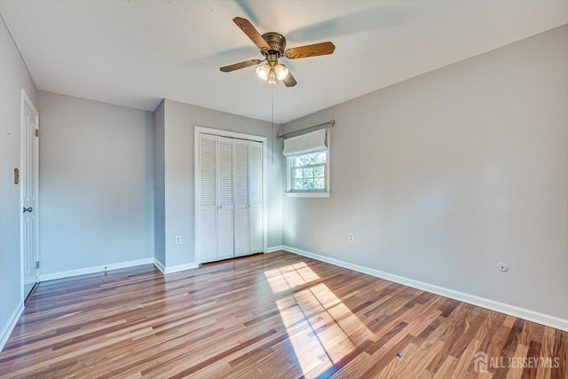 15 Howell Avenue, Piscataway, NJ 08854