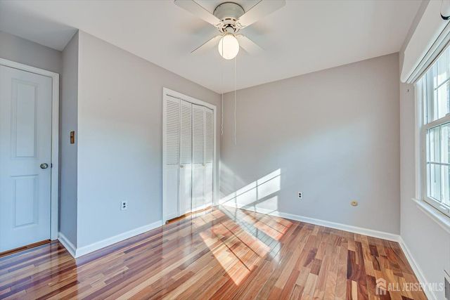 15 Howell Avenue, Piscataway, NJ 08854