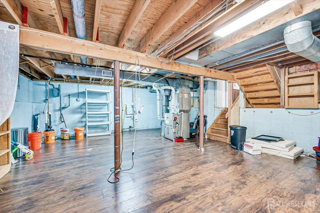 15 Howell Avenue, Piscataway, NJ 08854