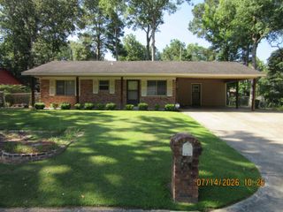 3907 American Manor, Little Rock, AR 72209