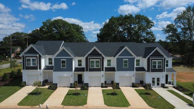 2042 Hillman Way, Roebuck, SC 29376