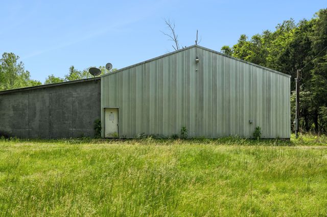 1675 Balthrop Branch Rd, Dickson, TN 37055