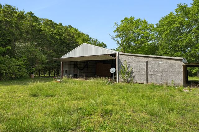 1675 Balthrop Branch Rd, Dickson, TN 37055