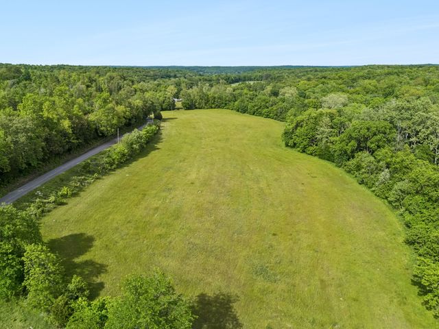 1675 Balthrop Branch Rd, Dickson, TN 37055