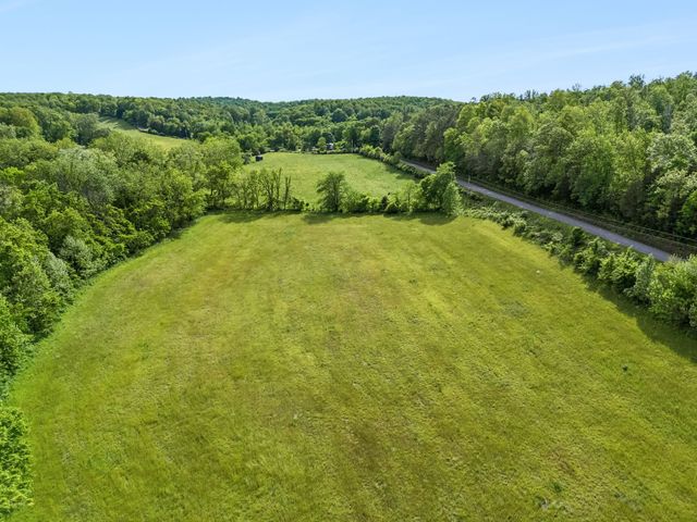 1675 Balthrop Branch Rd, Dickson, TN 37055