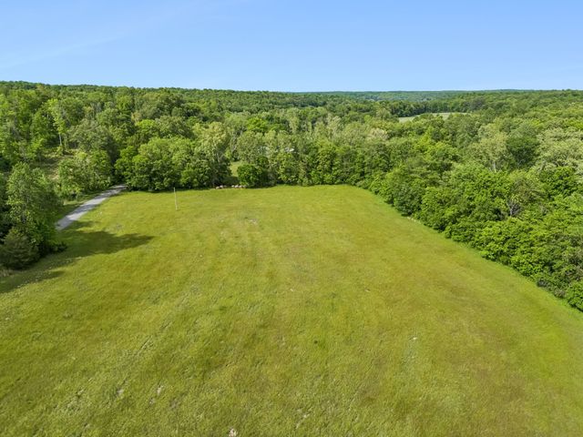 1675 Balthrop Branch Rd, Dickson, TN 37055