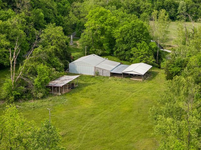 1675 Balthrop Branch Rd, Dickson, TN 37055