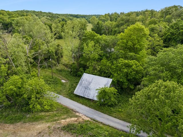 1675 Balthrop Branch Rd, Dickson, TN 37055