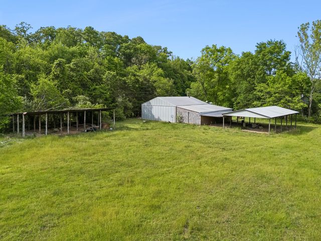 1675 Balthrop Branch Rd, Dickson, TN 37055