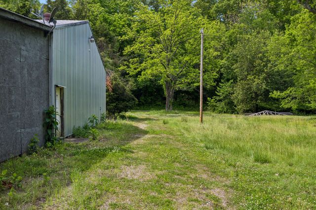 1675 Balthrop Branch Rd, Dickson, TN 37055