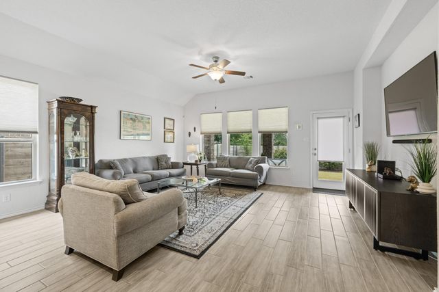 209 Belford ST, Georgetown, TX 78628
