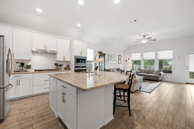 209 Belford ST, Georgetown, TX 78628