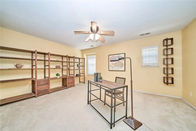 1043 Hawthorne, Hemet, CA 92545