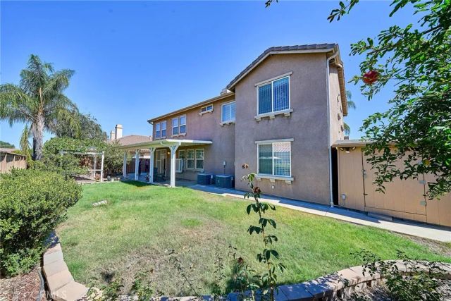 1043 Hawthorne, Hemet, CA 92545