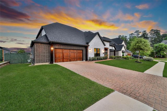 1015 Oak Briar Lane, Montgomery, TX 77384