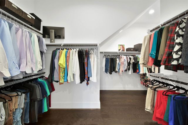 1015 Oak Briar Lane, Montgomery, TX 77384