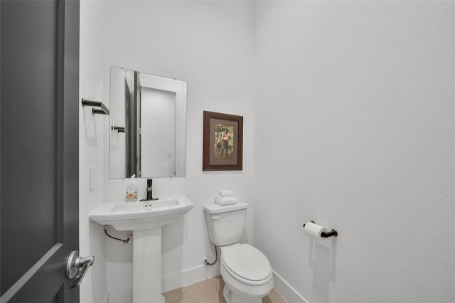 1015 Oak Briar Lane, Montgomery, TX 77384