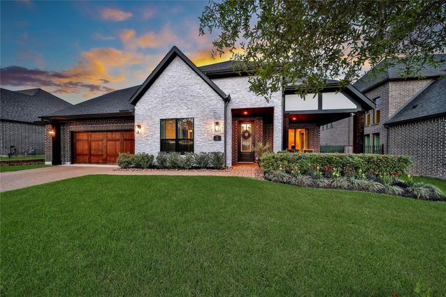 1015 Oak Briar Lane, Montgomery, TX 77384