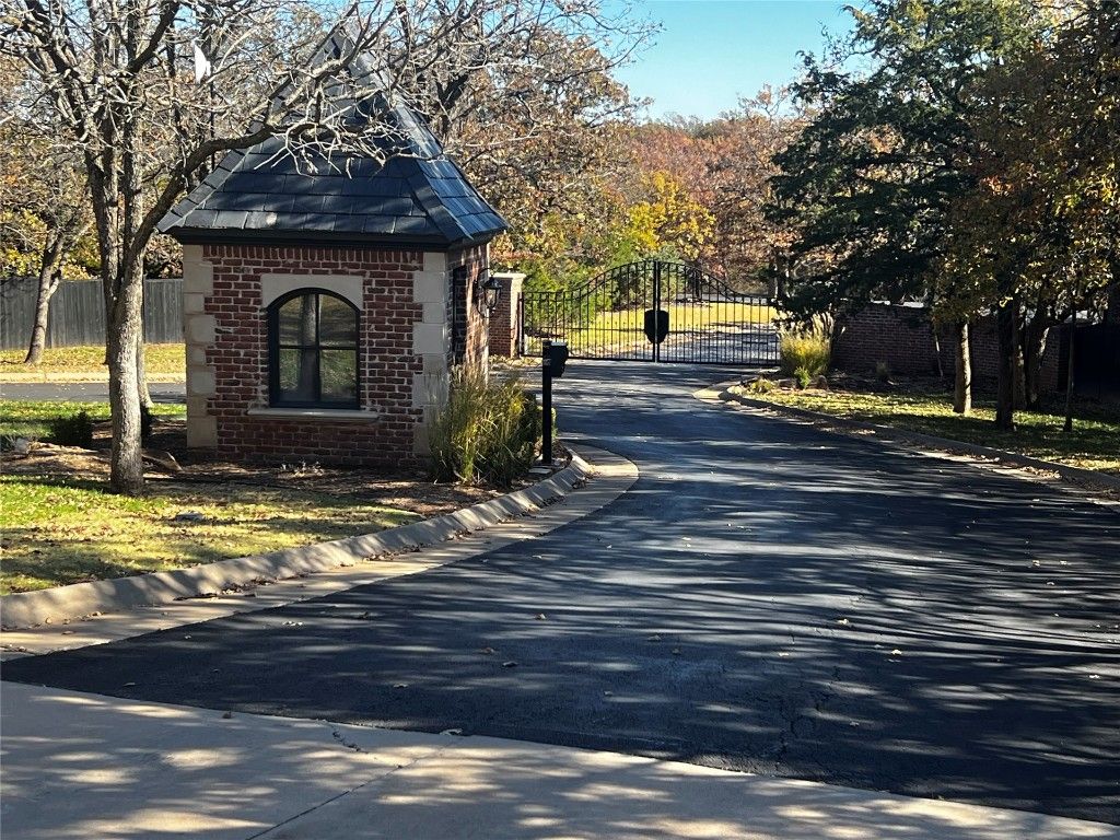 11537 Winding Lake Drive, Arcadia, OK 73007