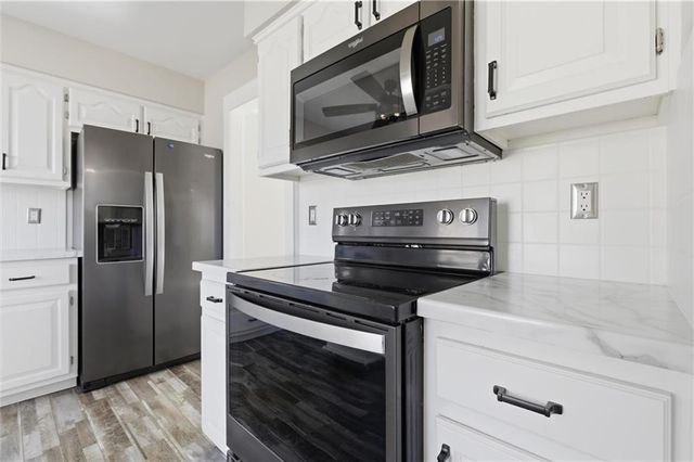 5950 SE Hilltop Road, Holt, MO 64048