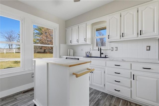 5950 SE Hilltop Road, Holt, MO 64048