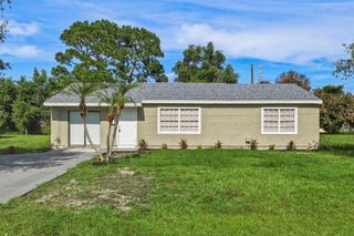 2521 SE Berkshire Boulevard, Port Saint Lucie, FL 34952