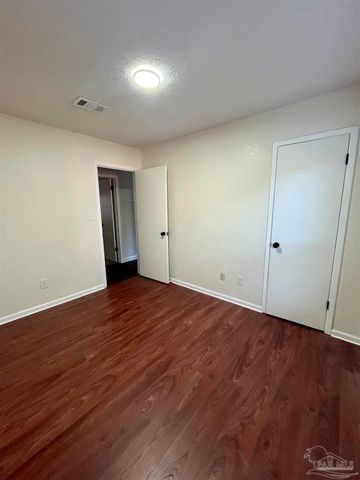 821 Cornell Ave, Pensacola, FL 32514