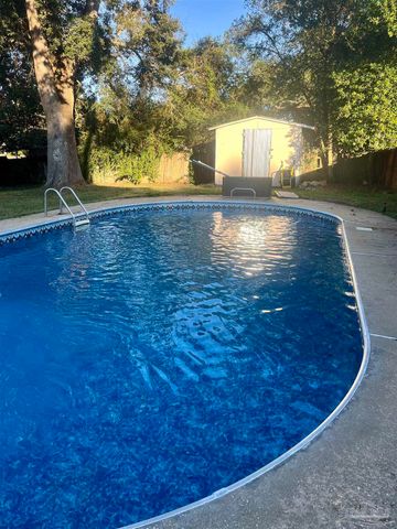 821 Cornell Ave, Pensacola, FL 32514