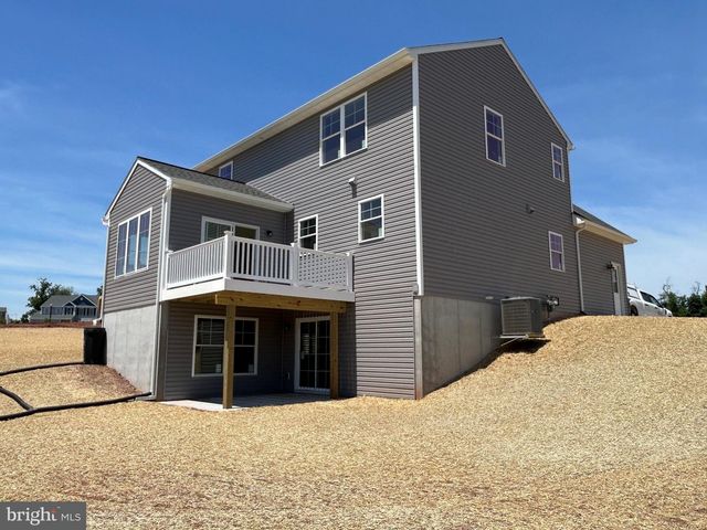 118 FOXGLOVE DR, Middletown, PA 17057