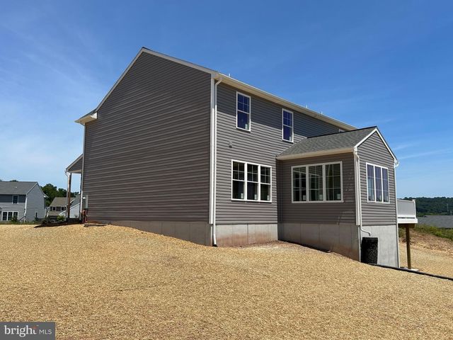 118 FOXGLOVE DR, Middletown, PA 17057