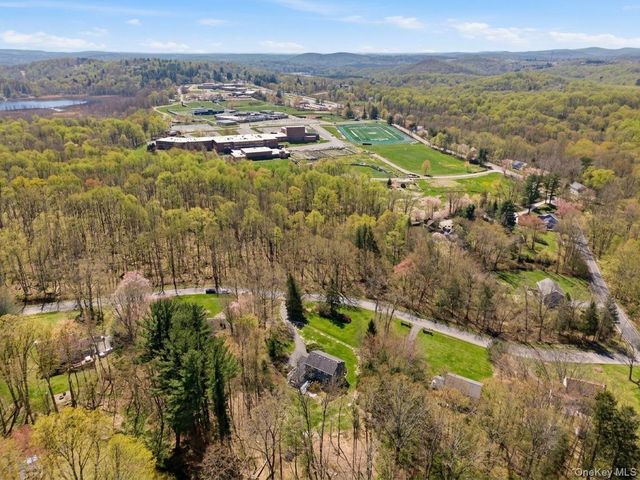 5 Indian Hill Road, Brewster, NY 10509