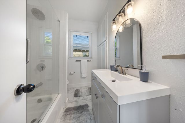 5311 Willis Avenue, Dallas, TX 75206