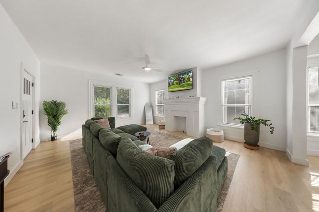 5311 Willis Avenue, Dallas, TX 75206