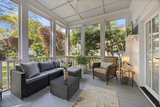15 Hayek St, Beaufort, SC 29907