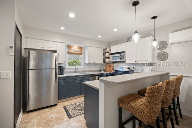 15 Hayek St, Beaufort, SC 29907