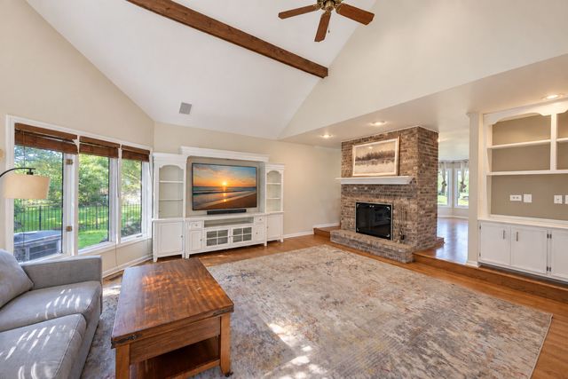 2412 Clifton Court, Naperville, IL 60565