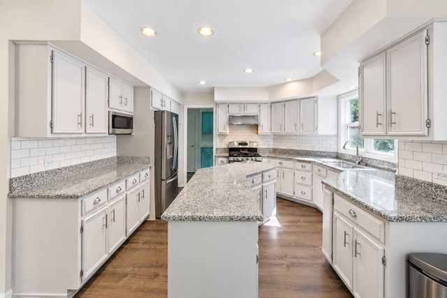 2412 Clifton Court, Naperville, IL 60565