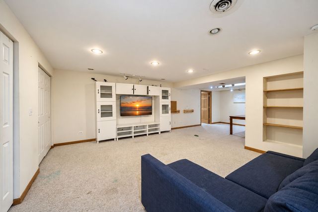 2412 Clifton Court, Naperville, IL 60565