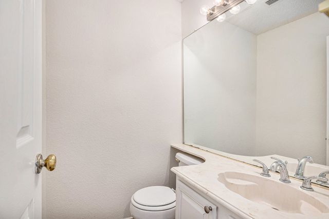 8201 Cloverglen Lane, Fort Worth, TX 76123