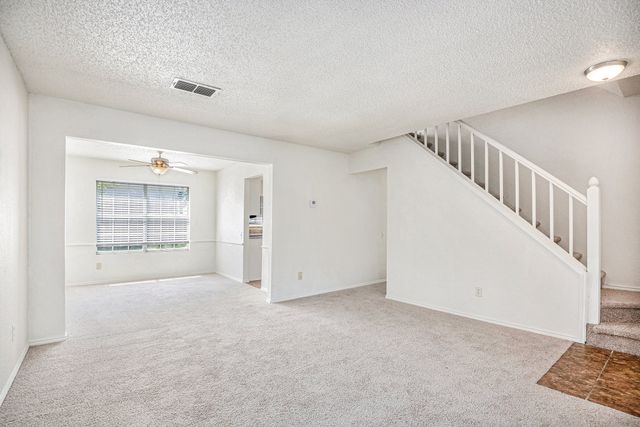 8201 Cloverglen Lane, Fort Worth, TX 76123