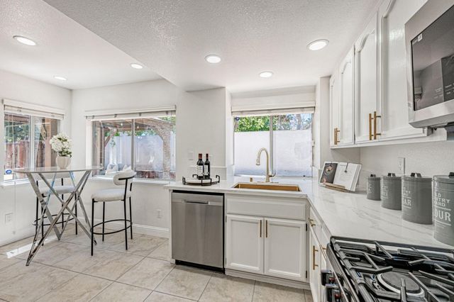 1101 Clifford Lane, Milpitas, CA 95035