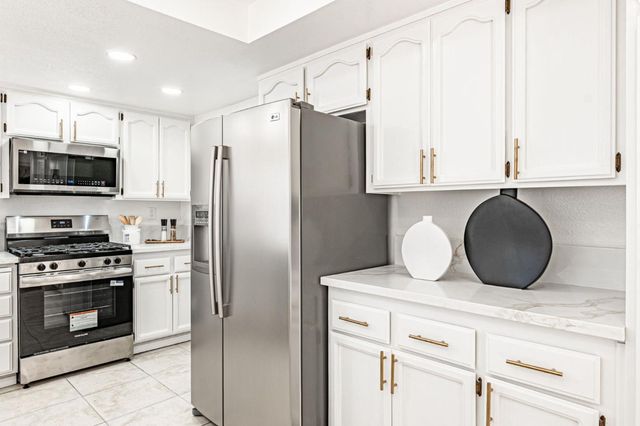 1101 Clifford Lane, Milpitas, CA 95035