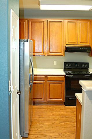 6413 Baythorne DR, Austin, TX 78747