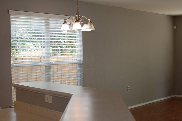 6413 Baythorne DR, Austin, TX 78747