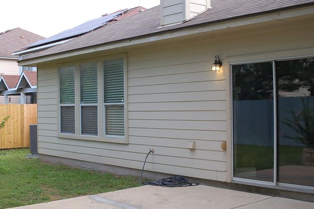 6413 Baythorne DR, Austin, TX 78747